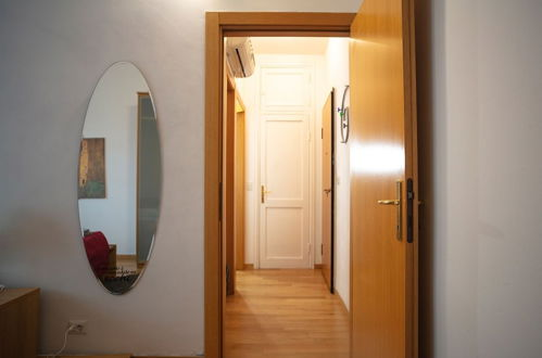 Photo 11 - Cenisio apartment