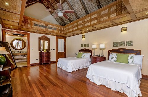 Foto 10 - Ocean View Villa with Pool Chef Butler