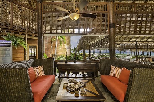 Foto 23 - Ocean View Villa with Pool Chef Butler