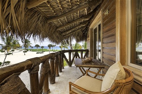 Foto 26 - Ocean View Villa with Pool Chef Butler