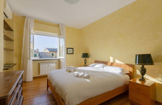 Foto 2 - JOIVY Light Flat for 5 in the Heart of Bogliasco