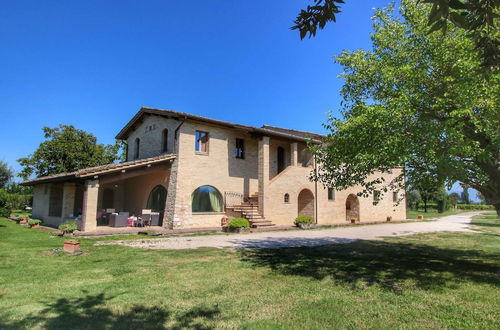 Photo 33 - Villa with Private Pool on an Estate near Assisi