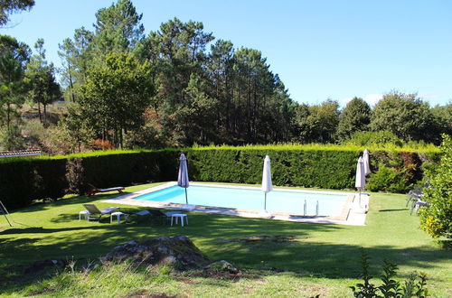 Foto 18 - Excellent Cottage in Santa Comba With Communal Swimming Pool