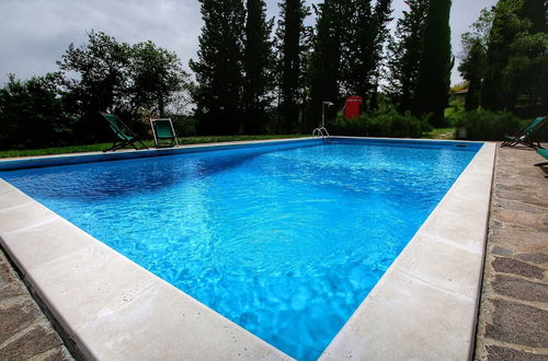 Photo 15 - Detached Cottage With Swimming Pool