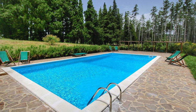 Photo 1 - Detached Cottage With Swimming Pool