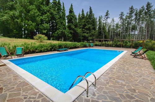 Photo 1 - Detached Cottage With Swimming Pool