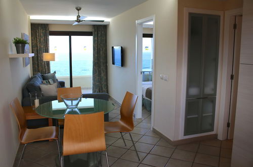 Photo 21 - Pearly Grey Ocean Club Apartments & Suites