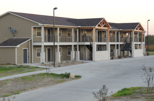 Photo 26 - Eagle's Den Suites Carrizo Springs a Travelodge by Wyndham