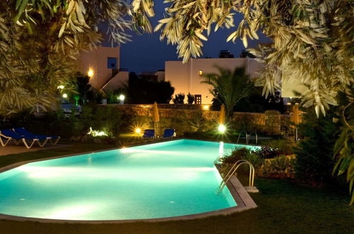 Photo 18 - Beautiful Villa With Swimming Pool