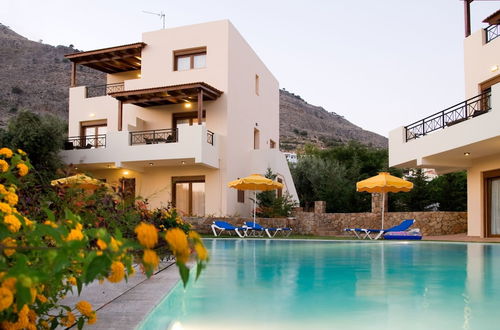 Photo 19 - Beautiful Villa With Swimming Pool