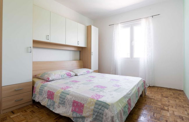 Simplistic Holiday Home in Rogoznica near Sea Beach - Foto 2