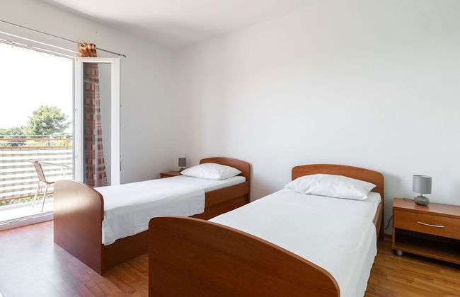 Simplistic Holiday Home in Rogoznica near Sea Beach - Foto 13