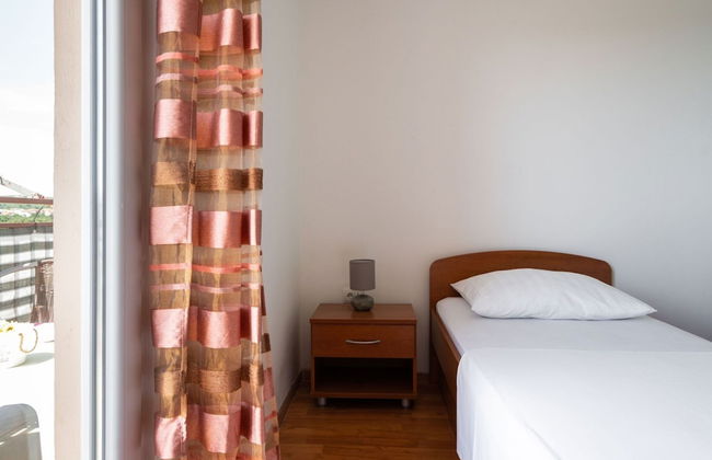 Simplistic Holiday Home in Rogoznica near Sea Beach - Foto 7