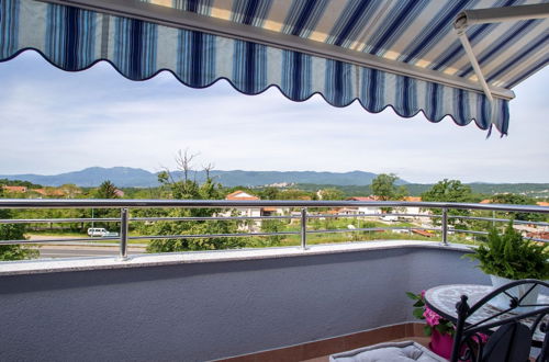 Photo 26 - Modern Apartment in Viskovo With Balcony