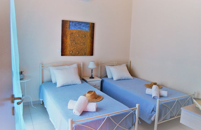 Georgia & Eri Villas - Photo 5