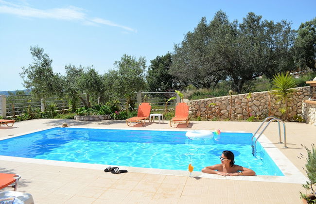 Georgia & Eri Villas - Photo 23