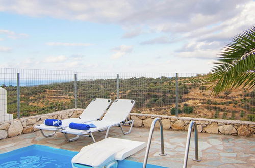 Photo 18 - Spacious Villa in Arkadi with Swimming Pool near Sea