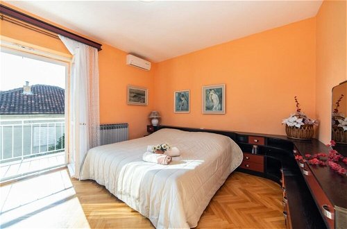 Photo 8 - Stipe - Comfortable Apartment for 6 Person - A