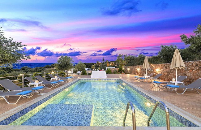 Modern Villa With Heated Swimming Pool in Georgioupoli Greece - Photo 14