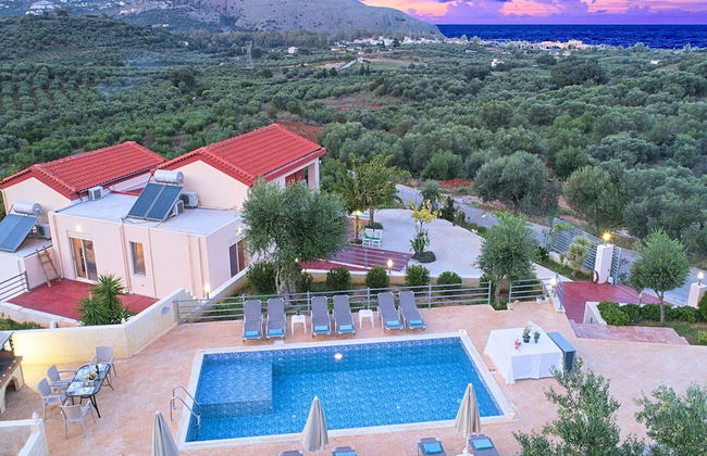 Modern Villa With Heated Swimming Pool in Georgioupoli Greece - Photo 16