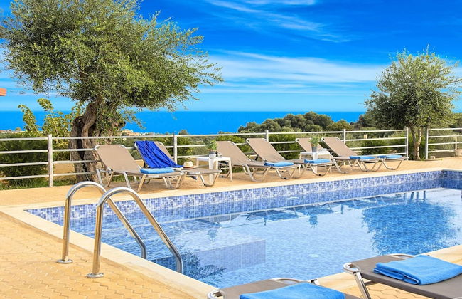 Modern Villa With Heated Swimming Pool in Georgioupoli Greece - Photo 23