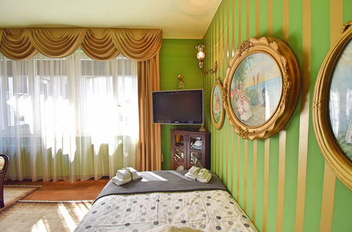 Photo 4 - President Suite Apartment