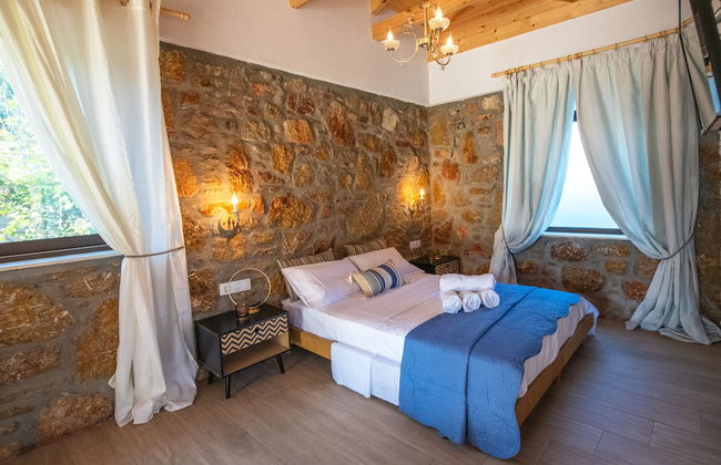 To Stolidi tis Psinthou - Photo 1