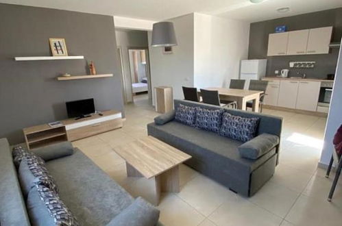 Foto 19 - Captivating Apartment in Novalja With Bbq, Parking & AC