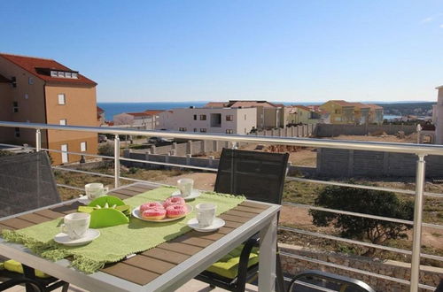 Photo 21 - Captivating Apartment in Novalja With Bbq, Parking & AC