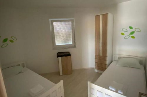 Photo 22 - Captivating Apartment in Novalja With Bbq, Parking & AC