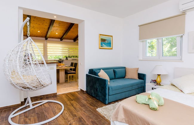 Camelia Luxury Apartments - Photo 12