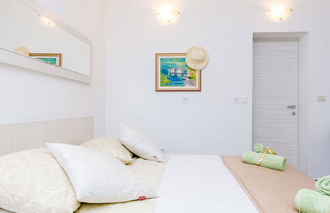 Camelia Luxury Apartments - Photo 7