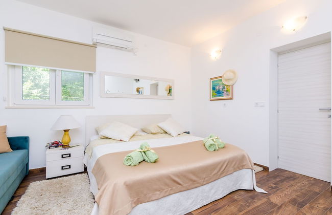 Camelia Luxury Apartments - Photo 6