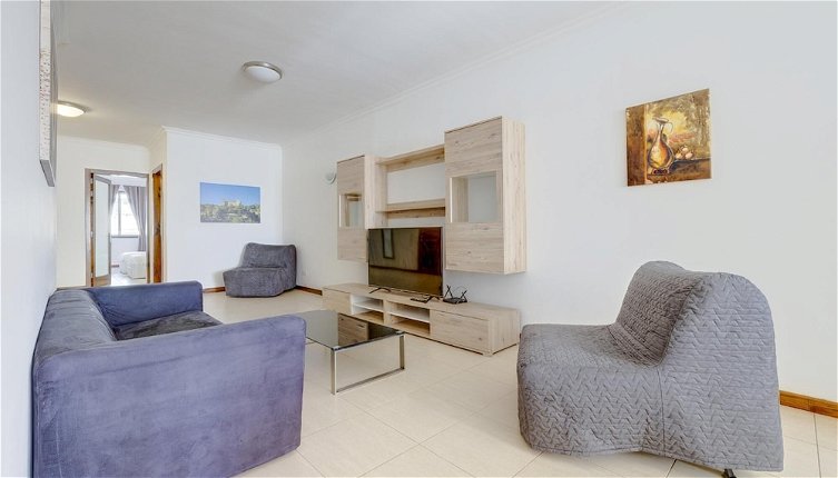 Photo 1 - Modern 3 Bedroom Apartment in Central Sliema