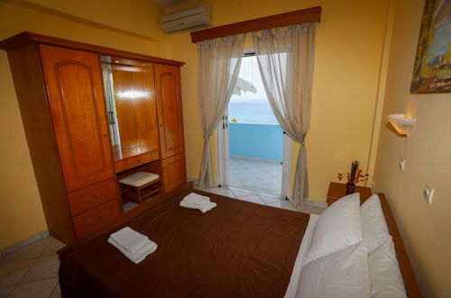 Photo 5 - Cozy Apartment, few Mins From Beach, Corfú