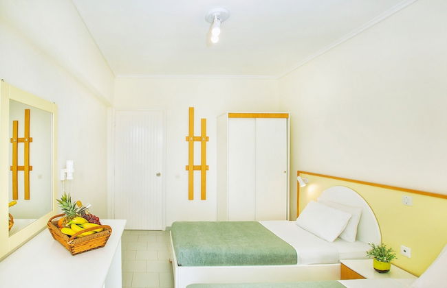 Xenios Port Marina Hotel - Foto 9