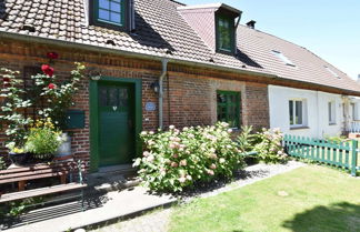 Foto 1 - Spacious Holiday Home in Landstorf Zierow near Beach