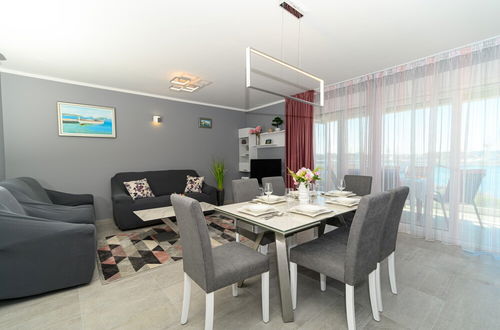 Photo 11 - Luxury 90 m2 Apt.w.balcony & Spectacular sea View