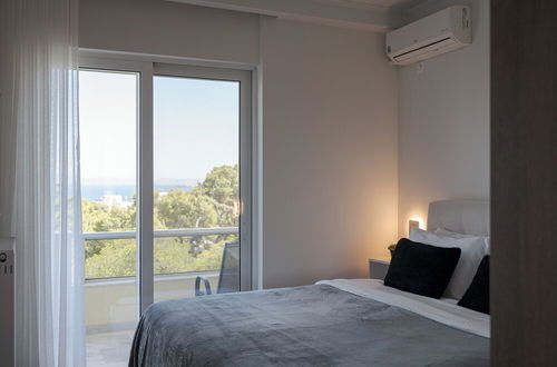 Foto 6 - Athenian Riviera Sea View Penthouse