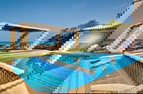 Foto 1 - The Mini Beach Hotel