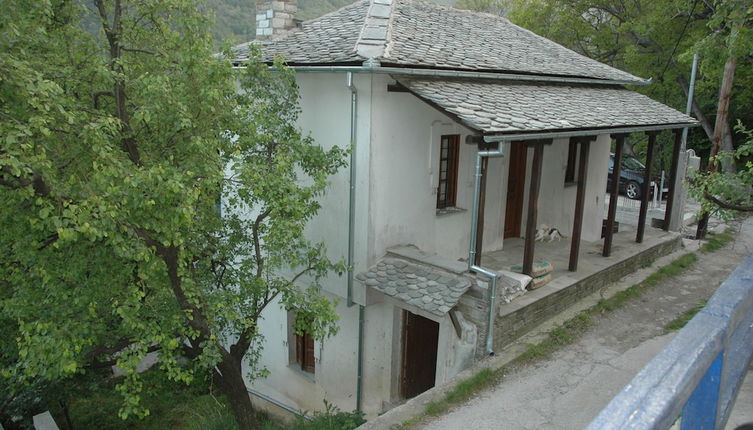 Photo 1 - Split-level house in East Pelion