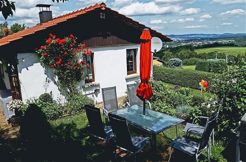 Photo 1 - Attractive Holiday Home in Langewiesen With Garden