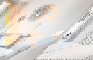 Photo 38 - Archetypo