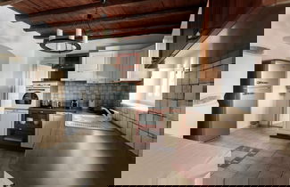 Photo 69 - Archetypo