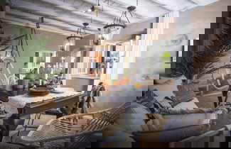 Photo 78 - Archetypo