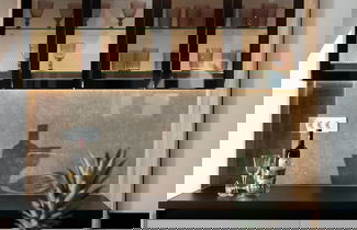 Photo 72 - Archetypo