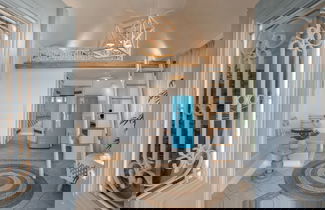 Photo 33 - Archetypo