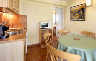 Foto 2 - Luxury Apartment With a Microwave, Near Historic Porec