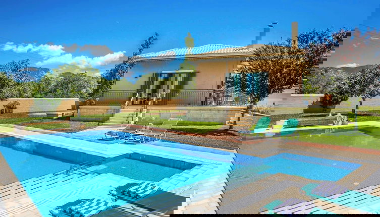 Foto 1 - Villa Regaliki