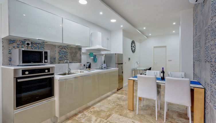 Photo 1 - Modern 2 Bedroom Apartment in St Julians